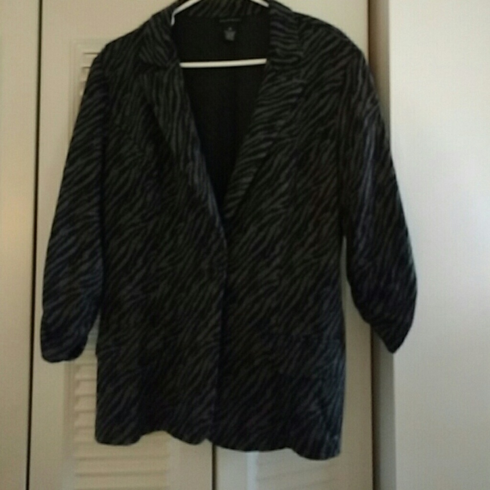 Jacket and Blouse ๐ - Picture 2 of 7