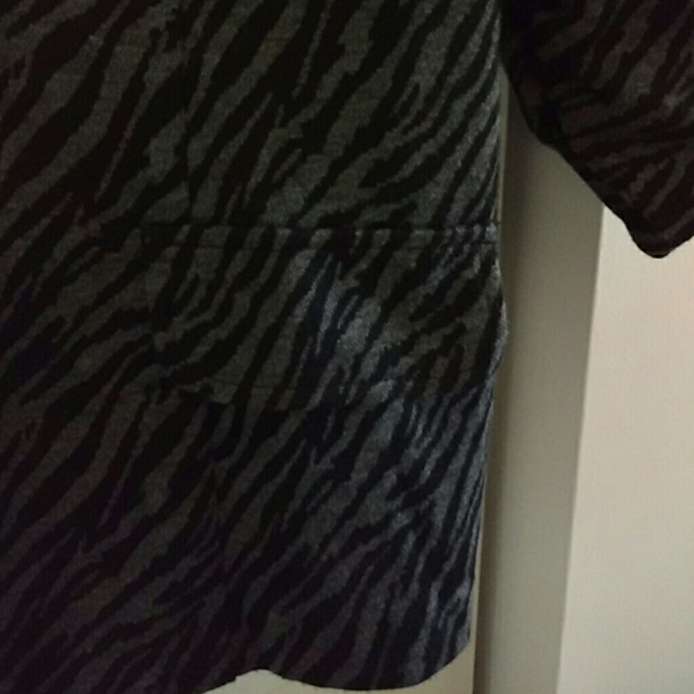 Jacket and Blouse ๐ - Picture 4 of 7