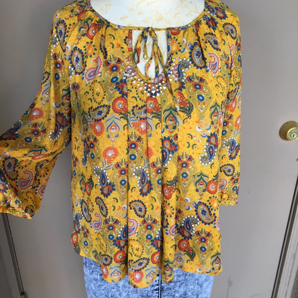 Vera Wang Princess Paisley Top w/Metallic Details