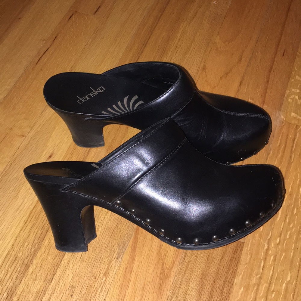 Dansko Black Leather Clogs Size 39