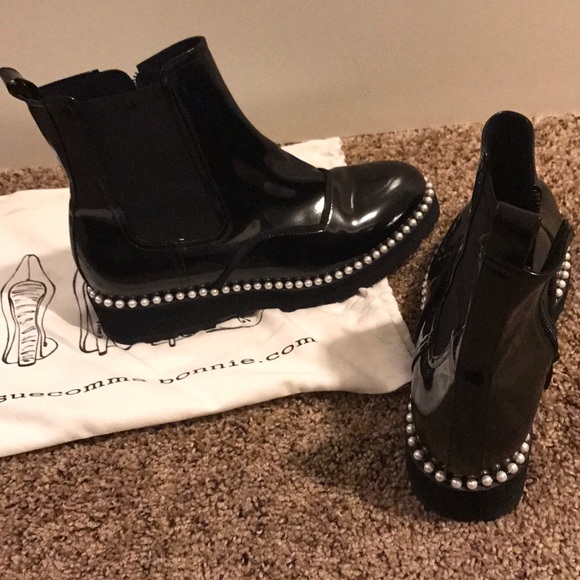 Black combat boots with pearls - Picture 4 of 4