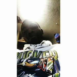 Meet your Posher, Loic