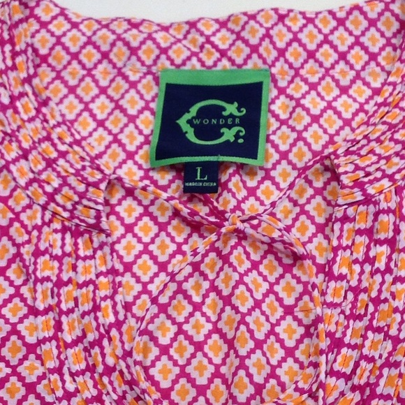 C Wonder top size L NWOT - Picture 2 of 3