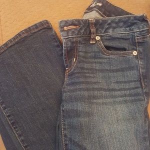American Eagle favorote boyfriend jeans sz 4
