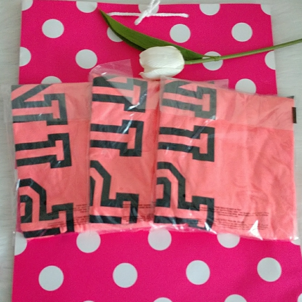 LAST ONE🌸PINK VICTORIA'S SECRET TEE 🌸 - Picture 3 of 4