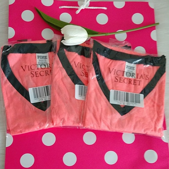 LAST ONE🌸PINK VICTORIA'S SECRET TEE 🌸 - Picture 2 of 4