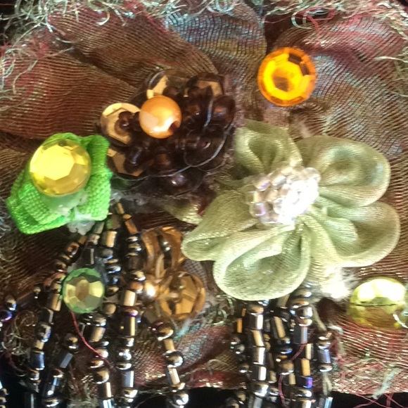 Victorian Handmade Broach - Picture 4 of 6