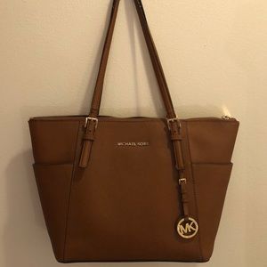 Michael Kors Tote