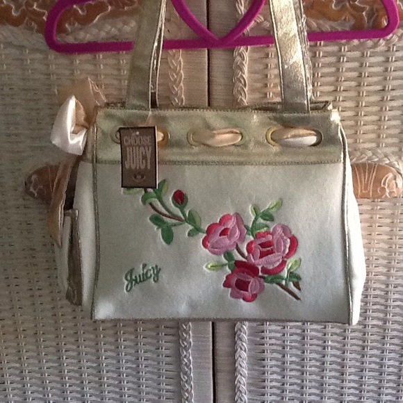 Juicy Couture Handbags - Juicy Couture Handbag🎁