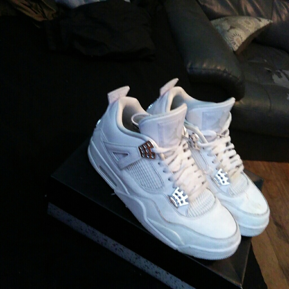 Air Jordan 4 Retro "pure Money"  - Picture 2 of 2