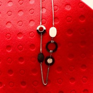 Black and white circles - necklace