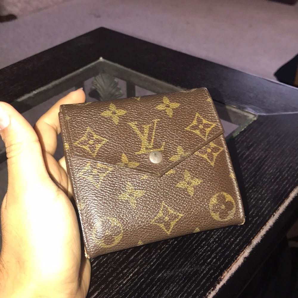 LV Trifold Wallet