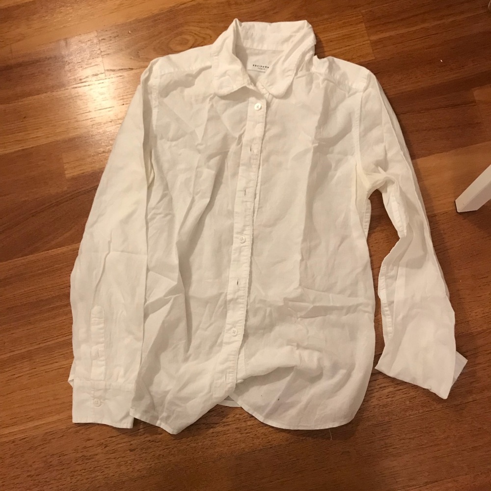 Equipment size XS cotton shirt used