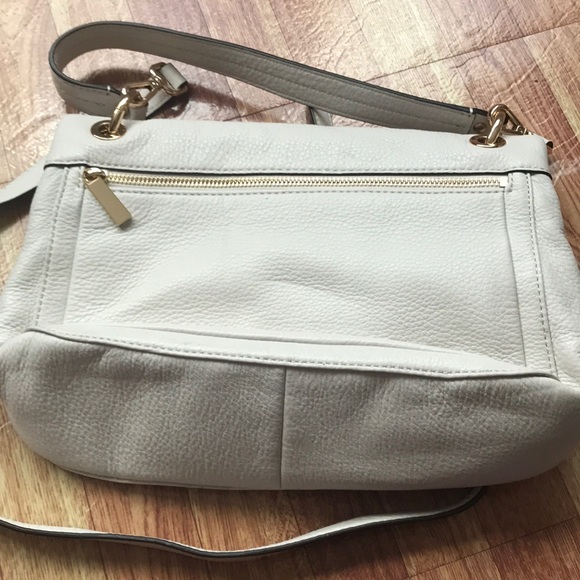 Mịchael kors bag - Picture 4 of 4