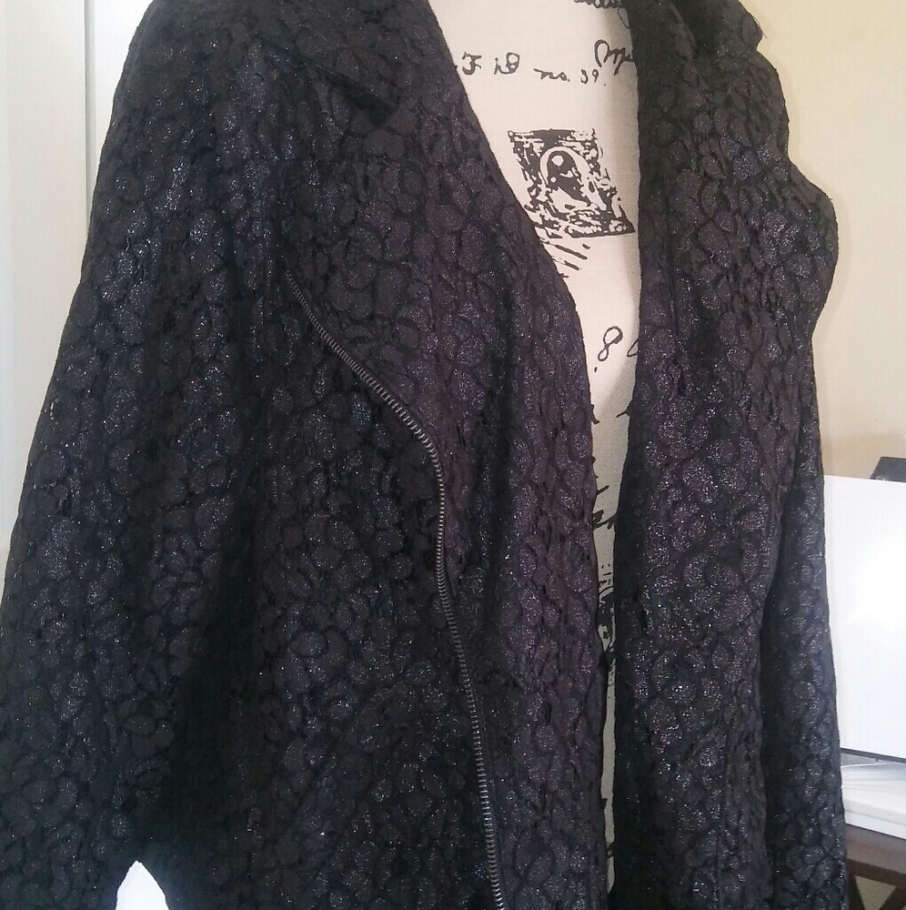 Jacket - Picture 2 of 6