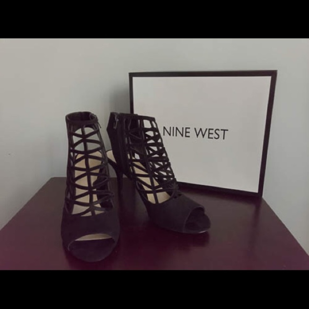 Blk Suede Cage Heels