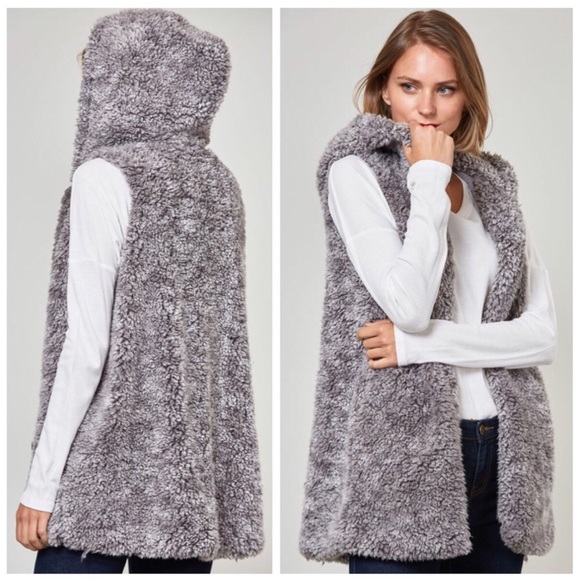 Sherpa Hooded Vest Cardigan - Picture 4 of 5