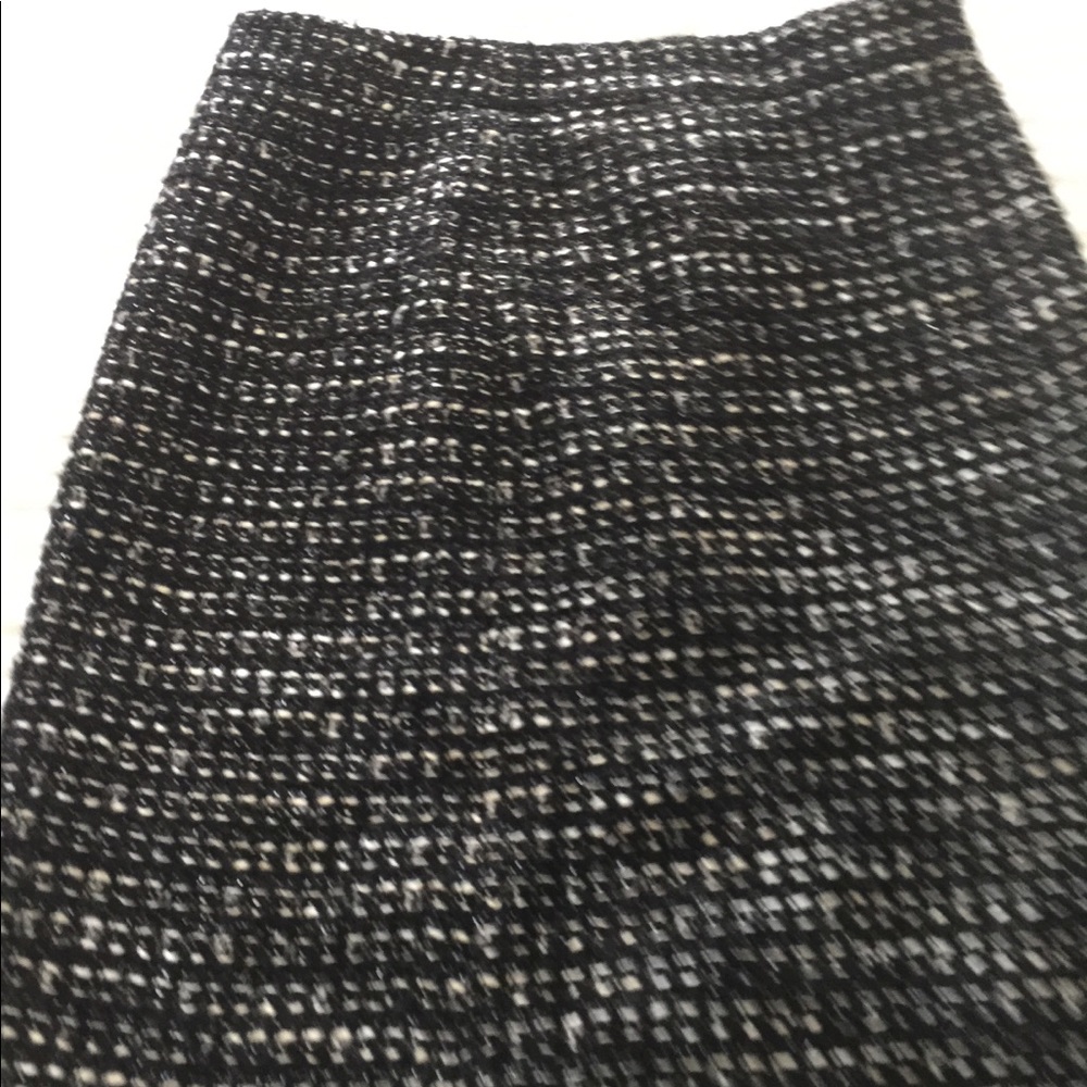 New JCREW tweed pencil skirt
