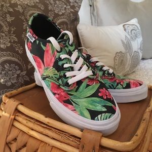 Hawaiian floral vans