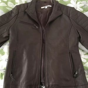 Brown leather size M DKNY jacket looks new