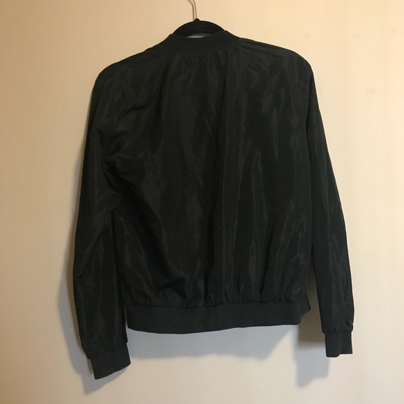 Brandy Melville Bomber Jacket - Picture 2 of 3
