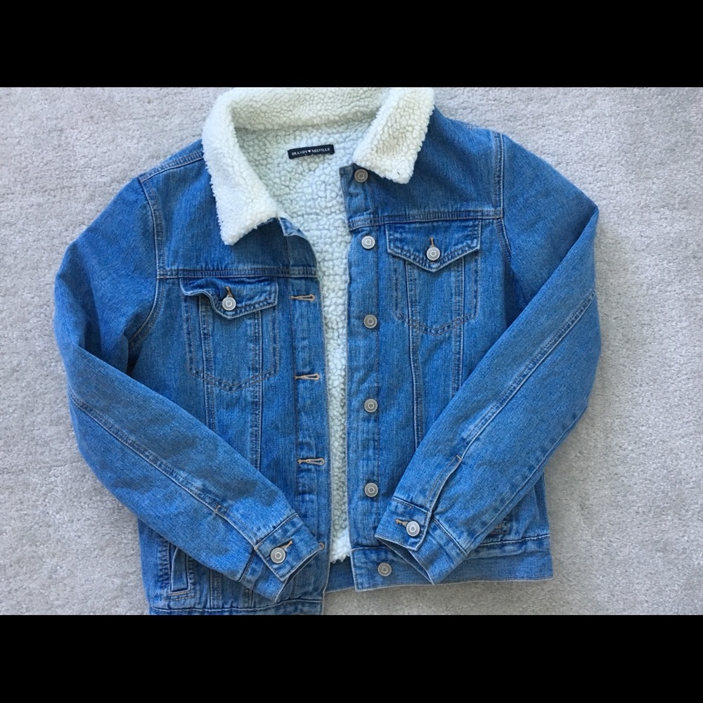 BRANDY MELVILLE SHAINE DENIM JACKET