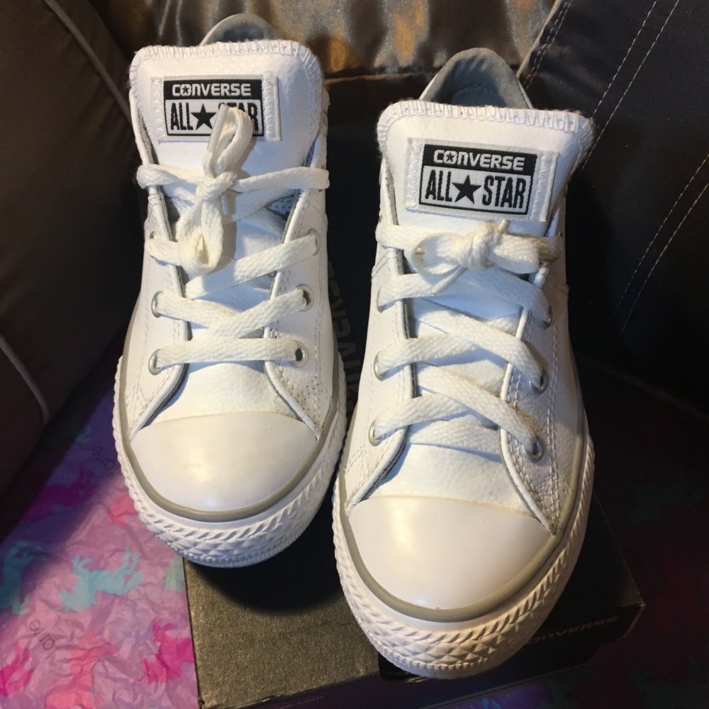 Kids Leather White Converse All Stars size 2