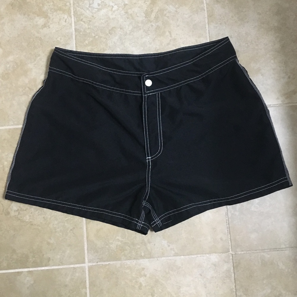 VENUS board shorts