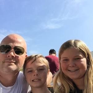 Meet your Posher, Michael