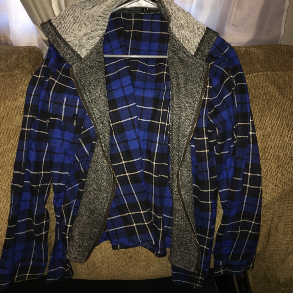 Women's hooded flannel jacket
