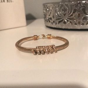 Gold bracelet
