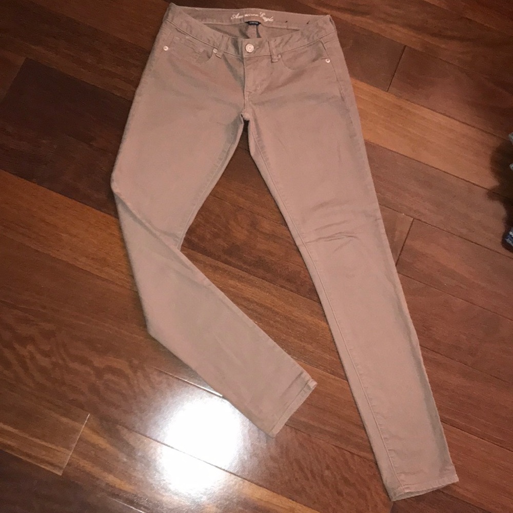 American Eagle Skinny jean. Size 4 LONG
