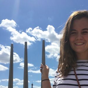 Meet your Posher, Macy