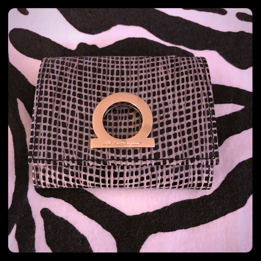 Salvatore Ferragamo change purse