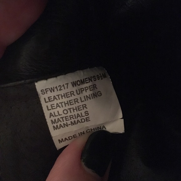 Women’s Short Cowgirl Booties Genuine Leather - Picture 3 of 4