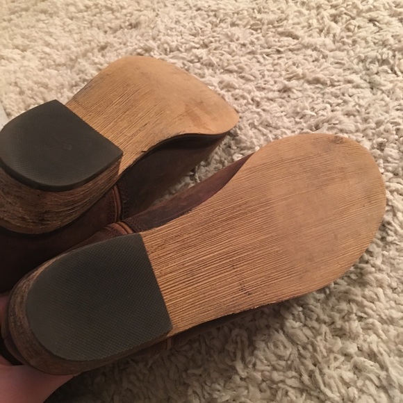 Women’s Short Cowgirl Booties Genuine Leather - Picture 4 of 4