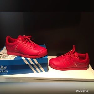 Addidas sneakers