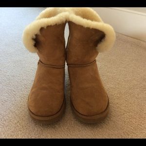Ugg chestnut Bailey boots