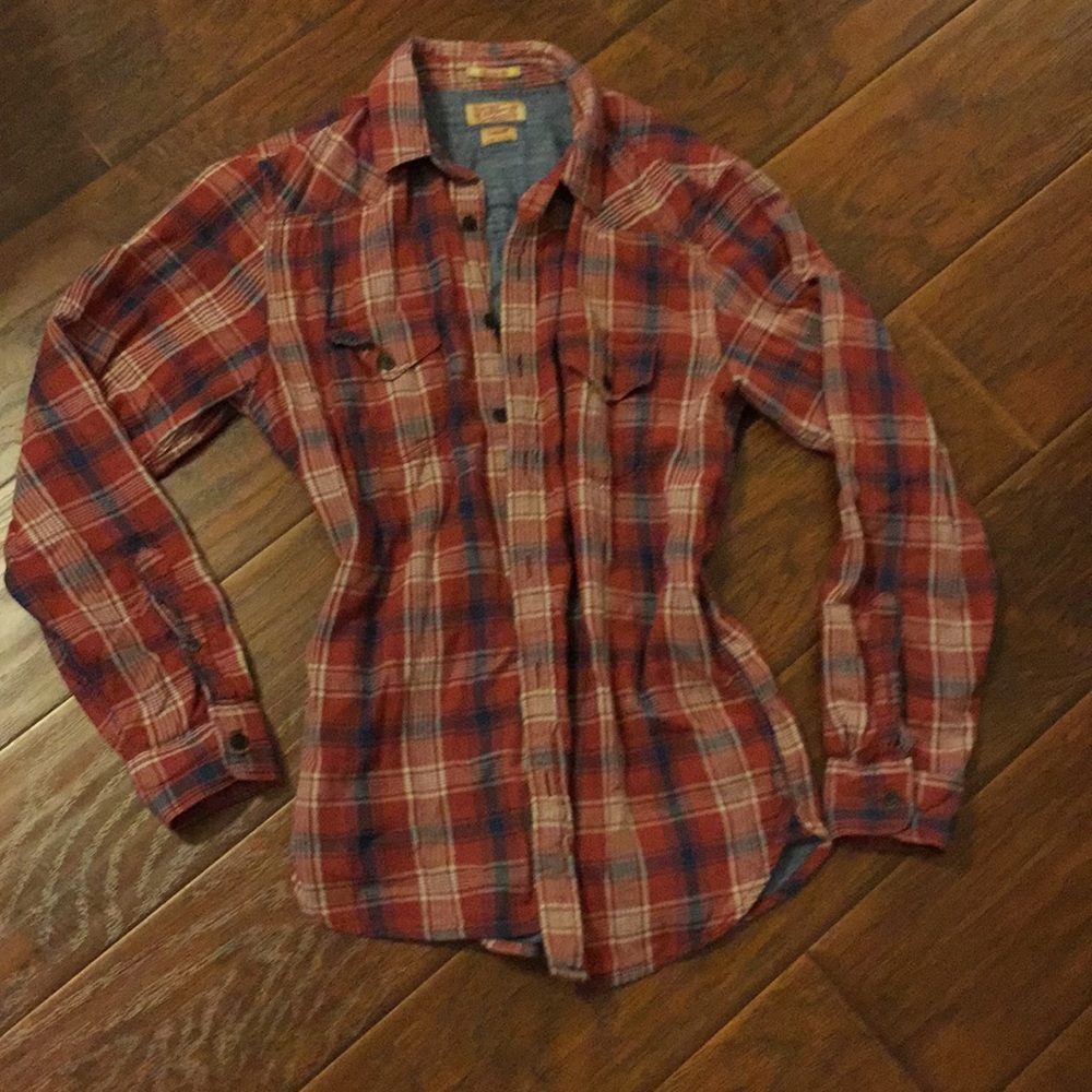 Red, white, and navy blue flannel