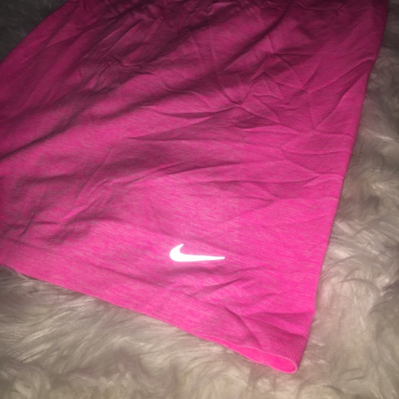 Nike Dri Fit tank - Picture 2 of 5