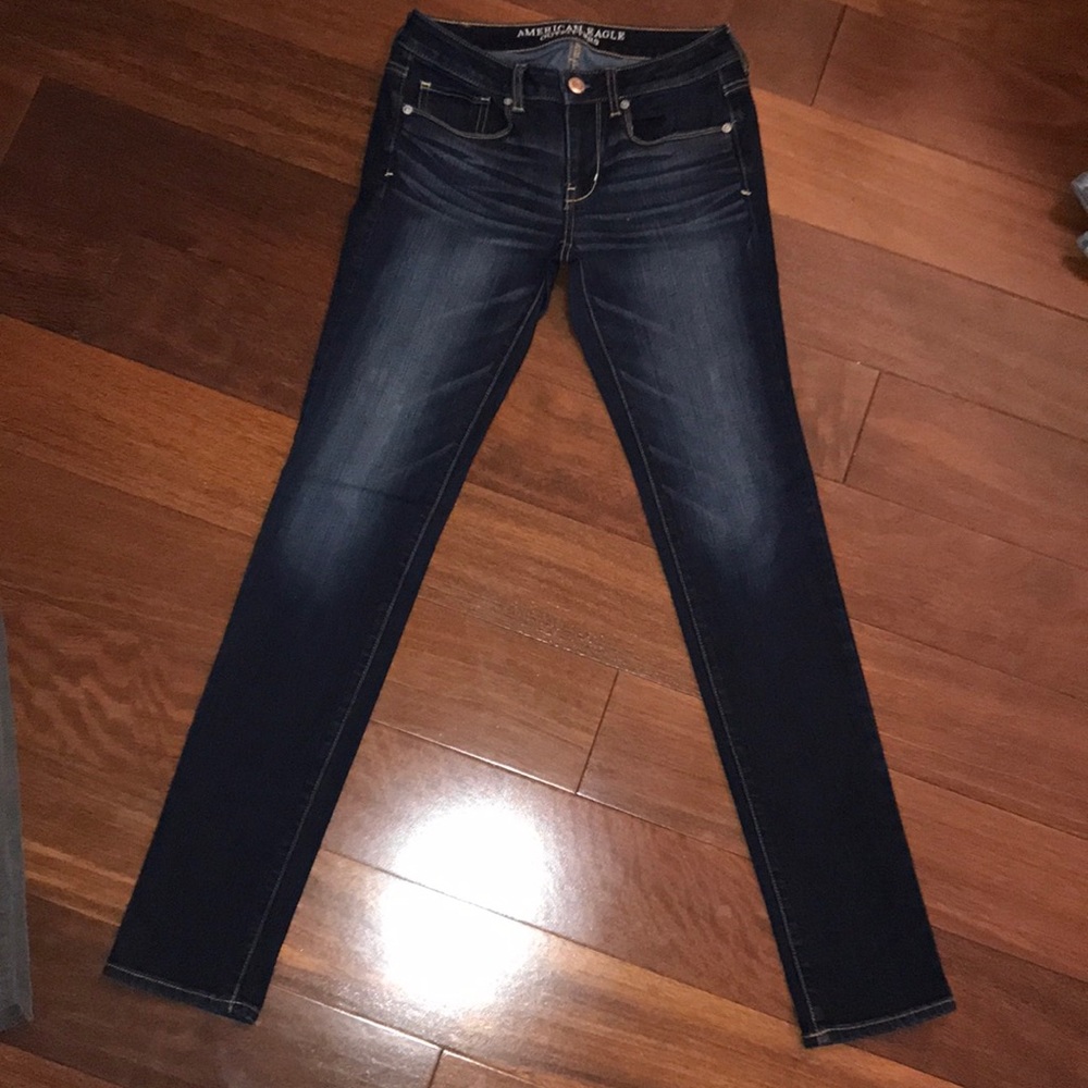 American Eagle Skinny Jean. Size 4 LONG