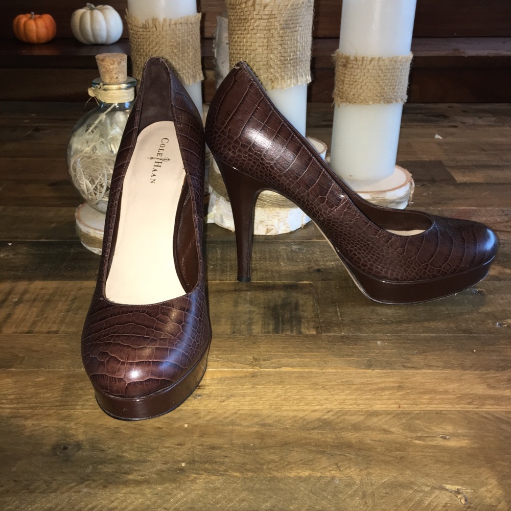 Cole Haan nikeair brown leather pumps sz 9.5