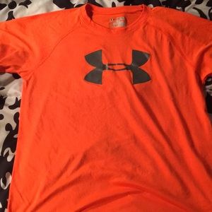 Youth XL under armor shirt