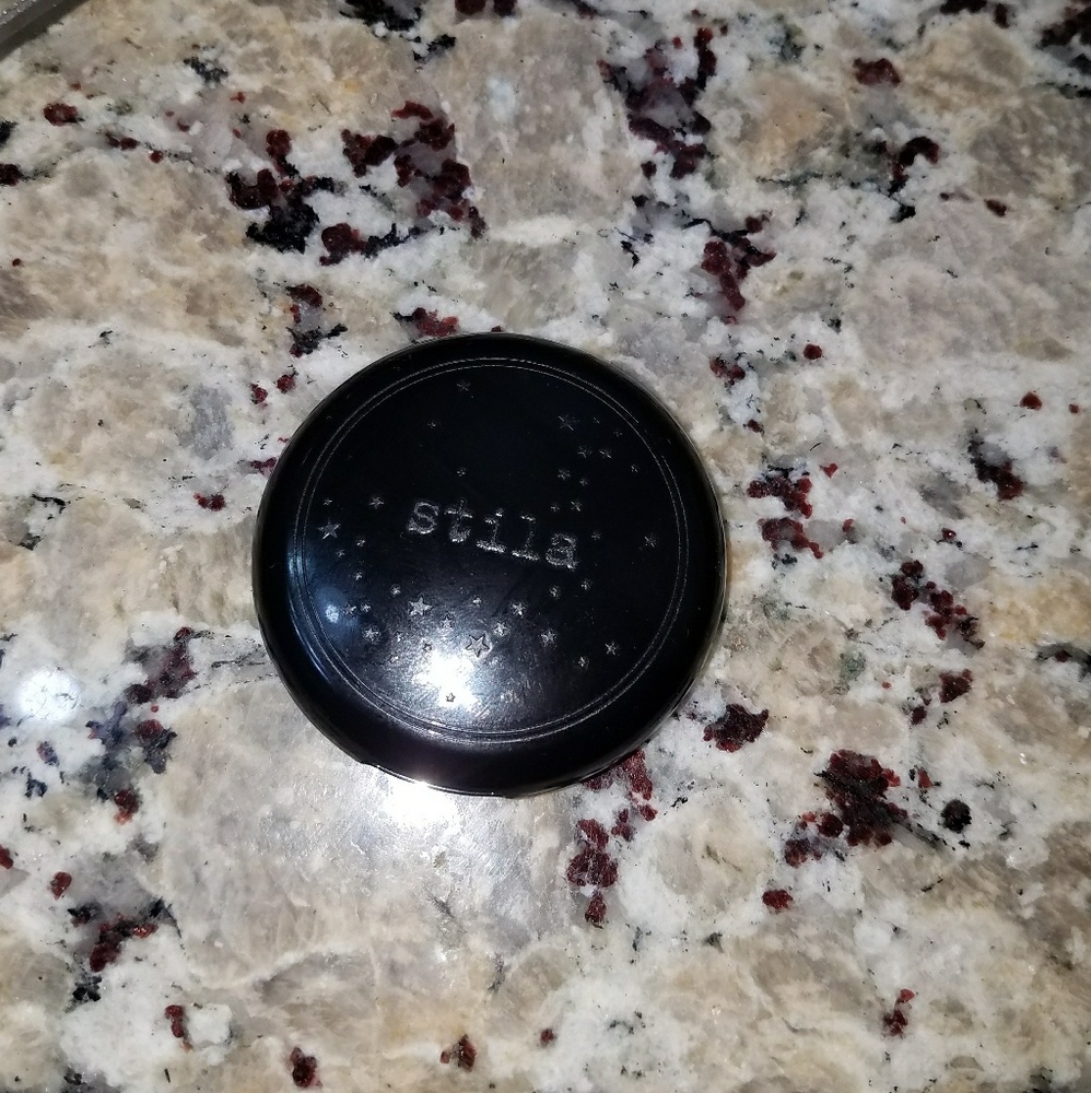 Stila custom color blush