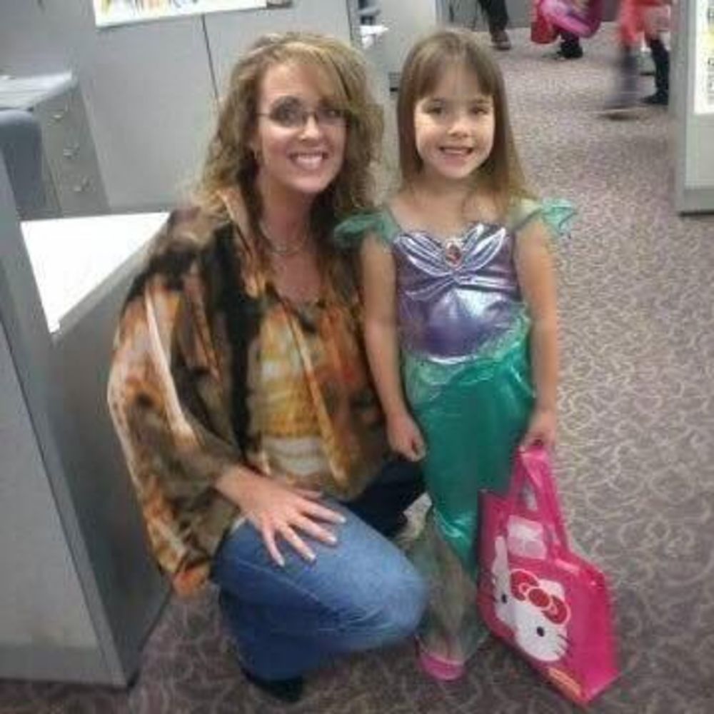 Meet your Posher, Rebecca