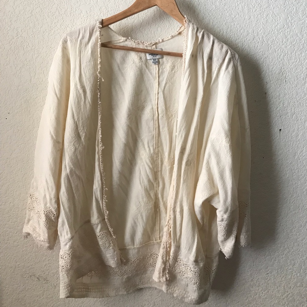 American Eagle kimono
