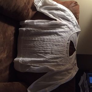 American Eagle white 3/4 sleeved top.