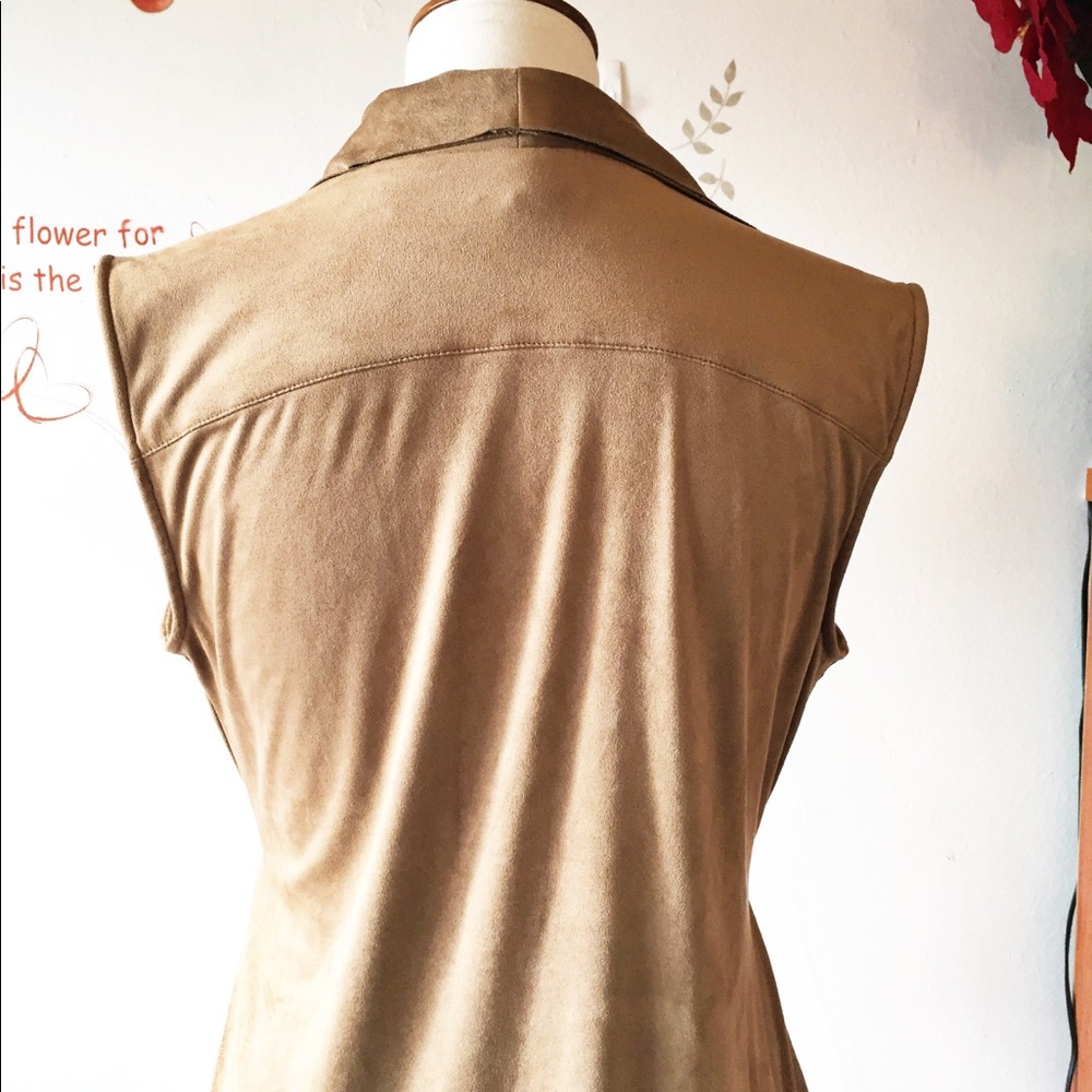SOLD Katherine Barclay Faux Suede Sleeveless - Picture 4 of 6