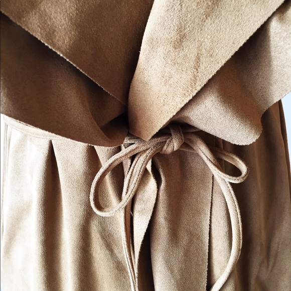 SOLD Katherine Barclay Faux Suede Sleeveless - Picture 5 of 6