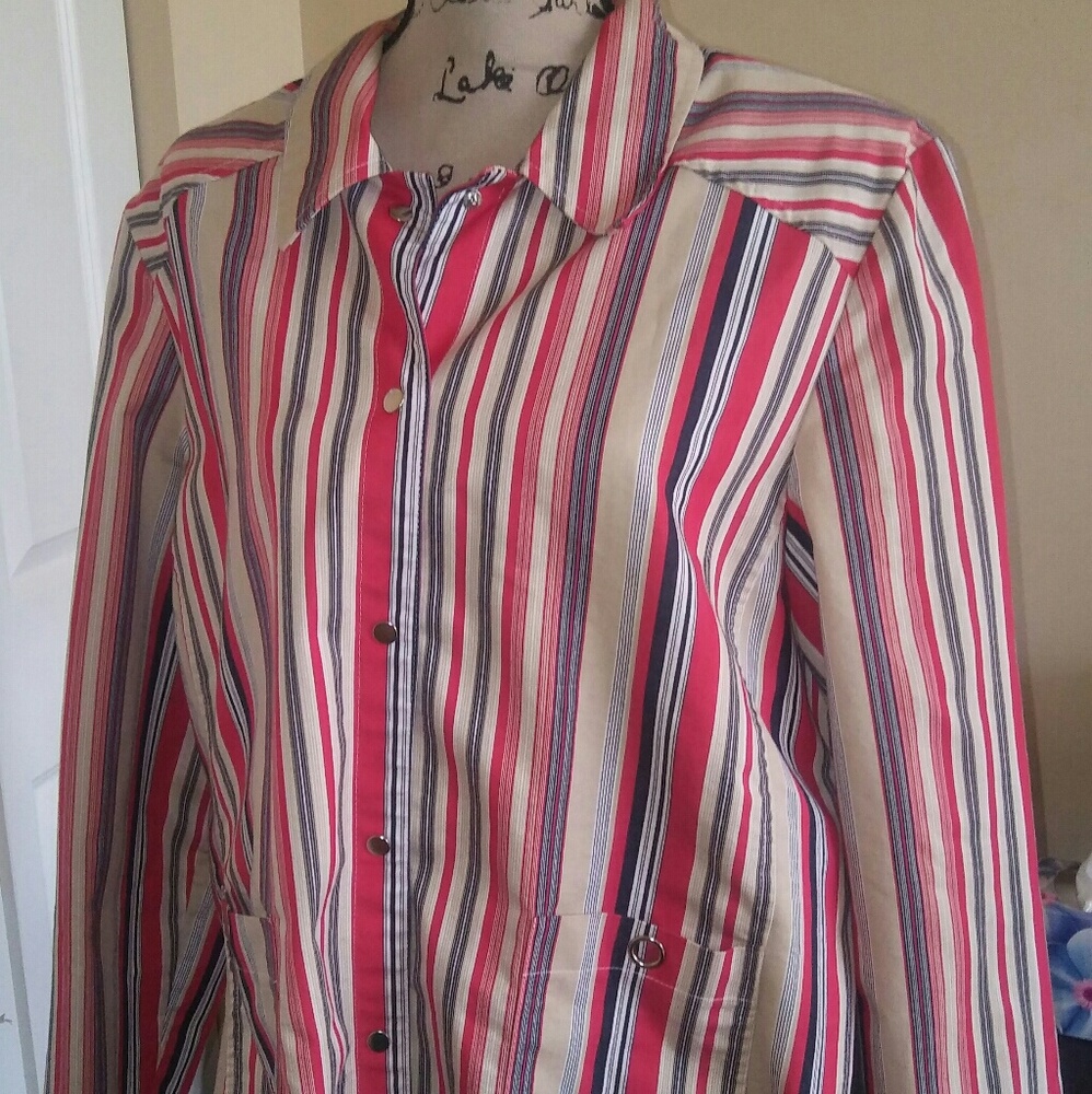 Jacket - Picture 2 of 4